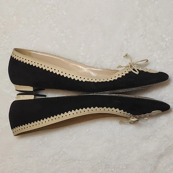 Manolo Blahnik Bow Tie Black and Cream Women's Flat Shoes  Size 38/ US 8