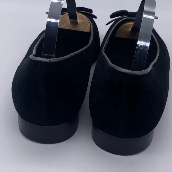 Marc Fisher Vintage Black Velvet/leather flat shoes Sixe 6.5 Made in Italy 🇮🇹