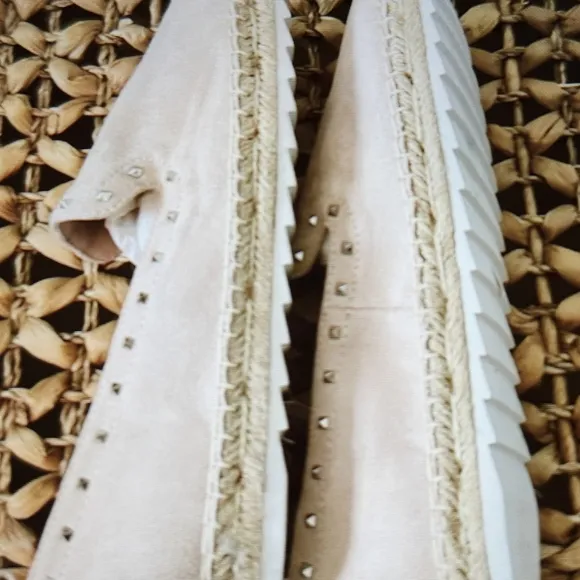 Marc Fisher Women's Pink Slip On Studded Espedrills NWOT