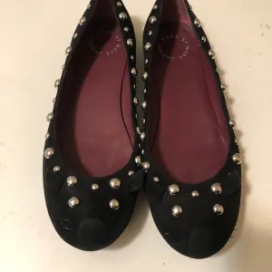 Marc Jacobs vat face shoes. Seude great design