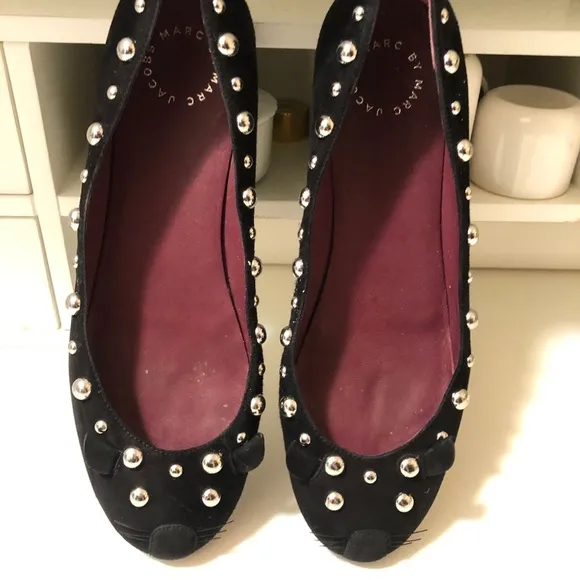 Marc Jacobs vat face shoes. Seude great design