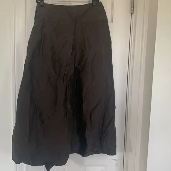 MaxMara skirt - brownish dark grey, size 8, fits large, 2 pockets