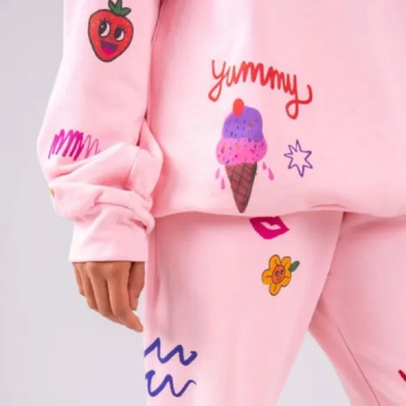 Mayfair x I Scream Colour SOMEBODY LOVES YOU CREWNECK