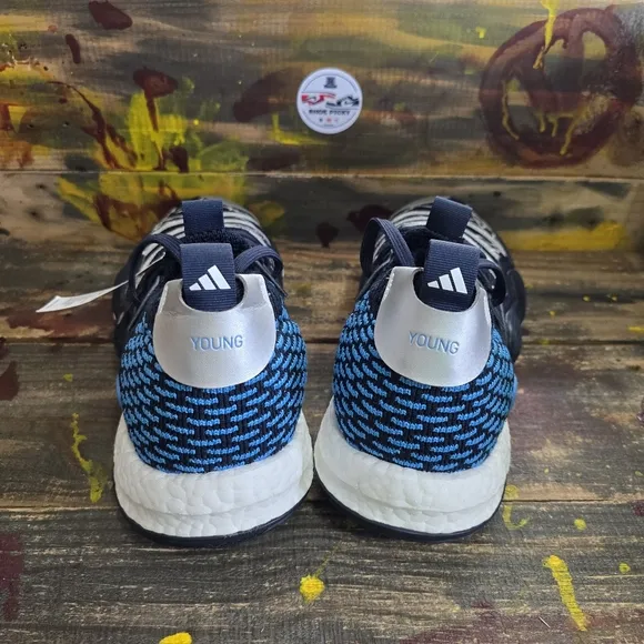Men adidas athletic shoes size 11‎ new