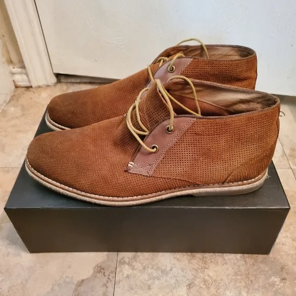 Men Joe's Casual Shoes Sz. 10.5