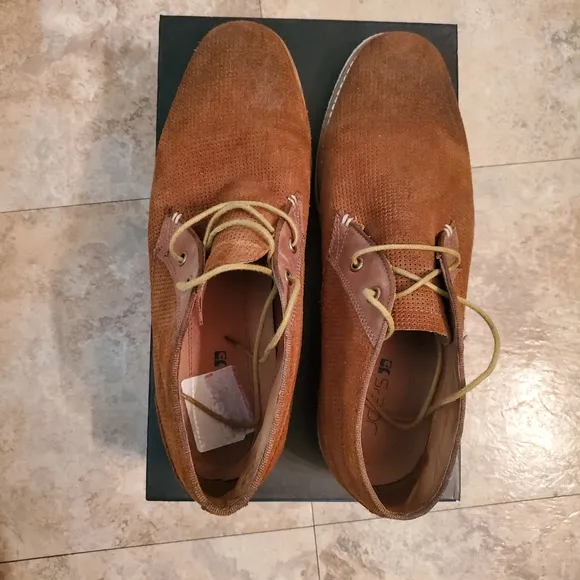 Men Joe's Casual Shoes Sz. 10.5