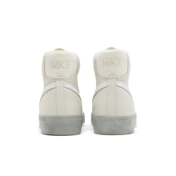 Men Size 7.5 (Euro Sz 40.5) Nike Blazer Mid ‘77 SE Sneakers Summit White/Phantom