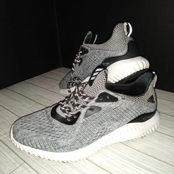 Men’s Adidas Alpha 3 Bounce Size: 9½ Grey Black Jogging Running Sneakers