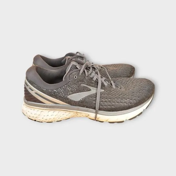 Mens Brooks GHOST Gray Running Shoes Sneakers Size 11.5 WIDE (2E)