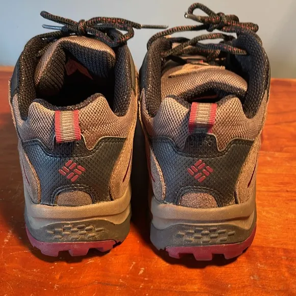Men’s Columbia Keota hiking shoes, size 9 1/2