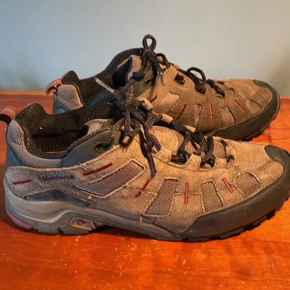 Men’s Columbia Keota hiking shoes, size 9 1/2