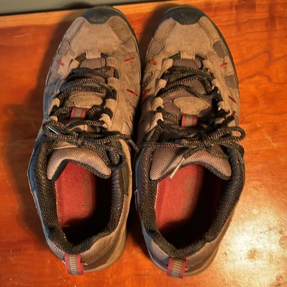 Men’s Columbia Keota hiking shoes, size 9 1/2