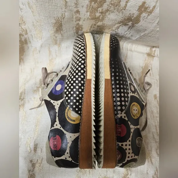 Men's DOGO Vegan  Put The Record On Schulze's Sz44