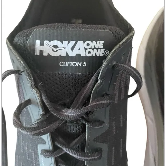 Men's HOKA Black Gray Clinton 5 Knit One One Running Athletic Shoes Size 10