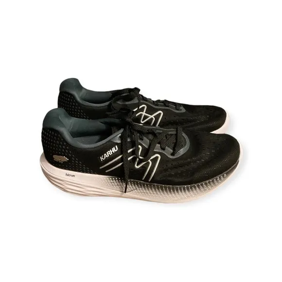 Men’s KARHU Ikoni 2.0‎ running sneakers, size 8