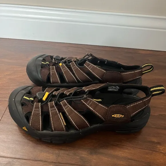 Men’s Keen Newport H2 Shoes-Brown Size 8.5