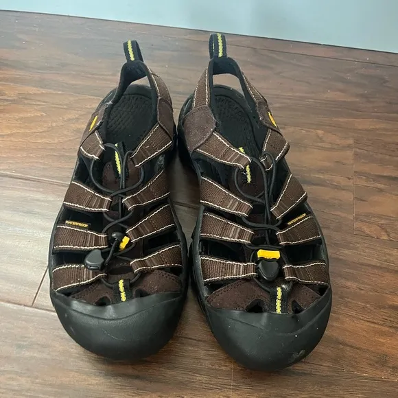 Men’s Keen Newport H2 Shoes-Brown Size 8.5