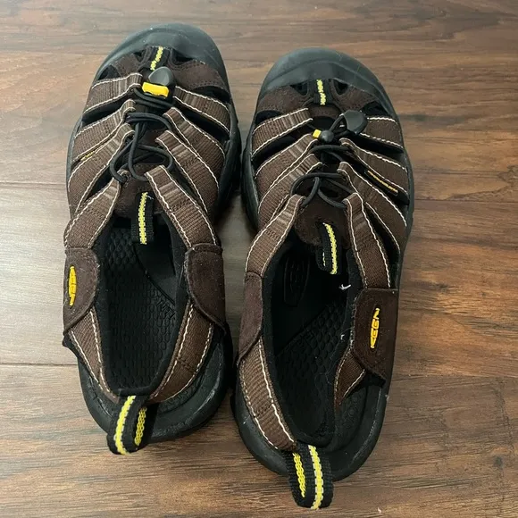 Men’s Keen Newport H2 Shoes-Brown Size 8.5