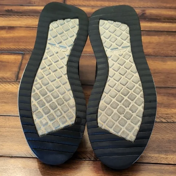 Men's Navy Casual Shoes