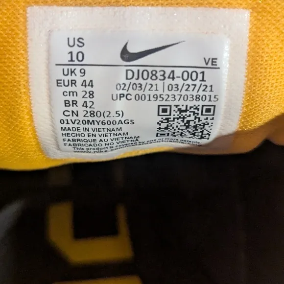 Mens Nike Air Zoom Pegasus Black &amp; Yellow Shoes SZ 10