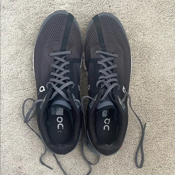 Men’s On Running Cloud Trainer Sneakers Size 11