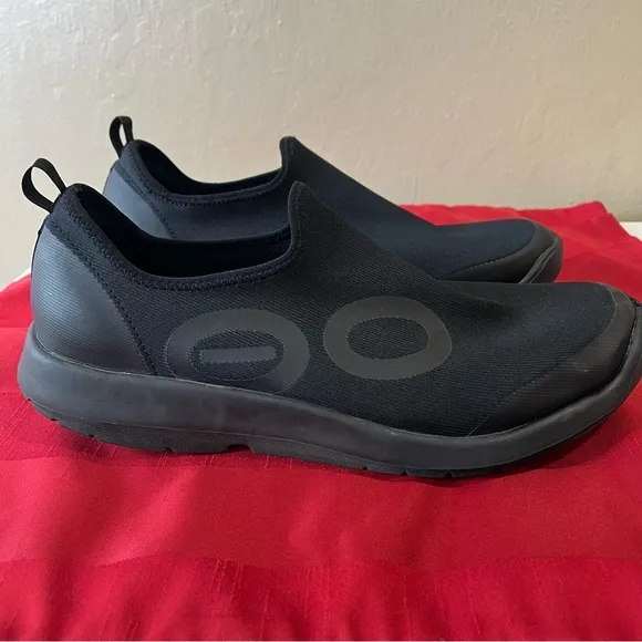 Mens OOFOS OOMG Sport Low Recovery Comfort Sneaker Slip On Shoes Size 12.5 EUC