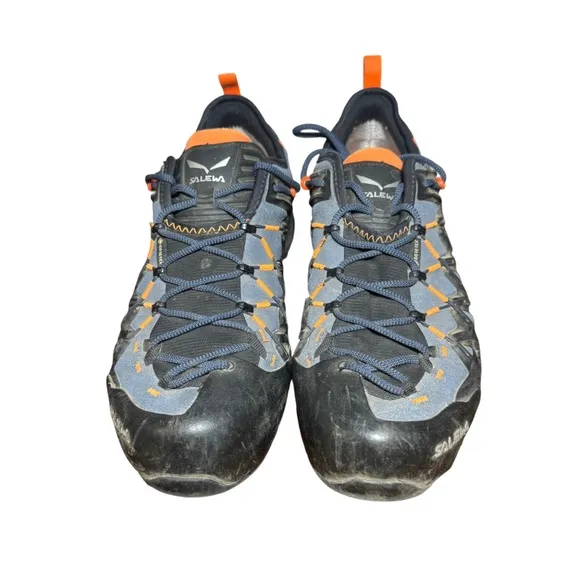 Men’s Salewa trail hiking shoes size 9 blue Goretex