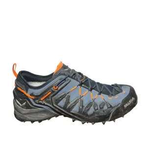 Men’s Salewa trail hiking shoes size 9 blue Goretex