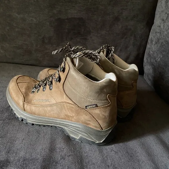 Men’s Scarpa Mid Hiking Boots