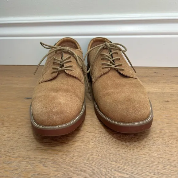 Men’s size 10W Bass casual dress shoes