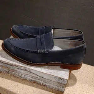 Men's Sperry  Suede Shoes Size 10.   M1