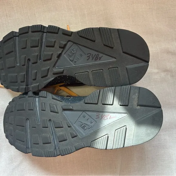 Men's Stylish Sneakers - Black, Brown, and Tan