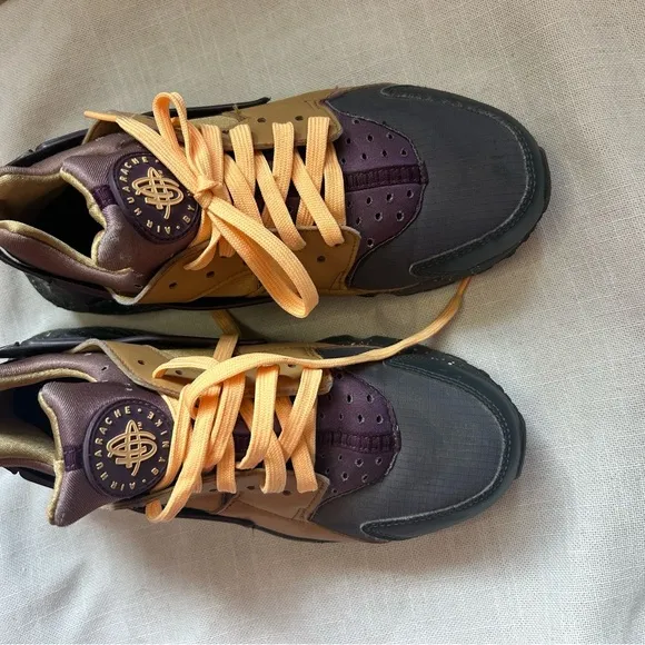 Men's Stylish Sneakers - Black, Brown, and Tan