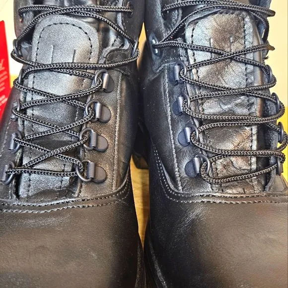 Mens Thorogood Boots Size 9W  USA Ultimate Cross Trainer Postal Boots 834-6874