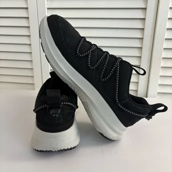 MENS US 7 UGG CA78 HERITAGE TRAINER NUBUCK SHOE SPORTY SLIP-ON SNEAKER  BLACK