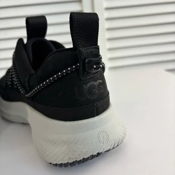 MENS US 7 UGG CA78 HERITAGE TRAINER NUBUCK SHOE SPORTY SLIP-ON SNEAKER  BLACK