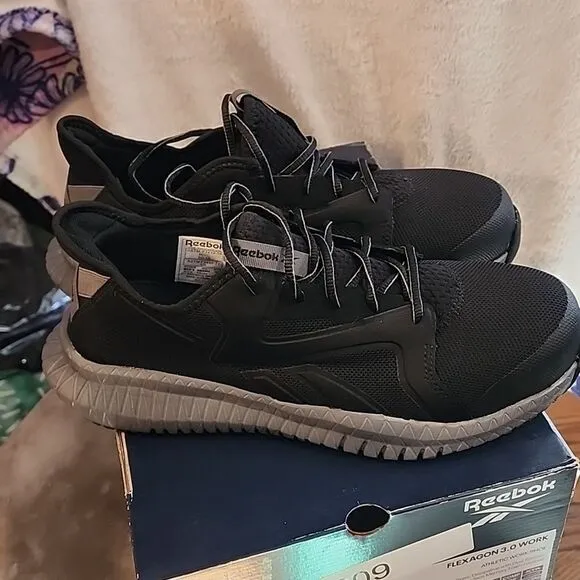 Men's work shoes Reebok  Flexagon 3.0 Work size 10W athletic work shoe