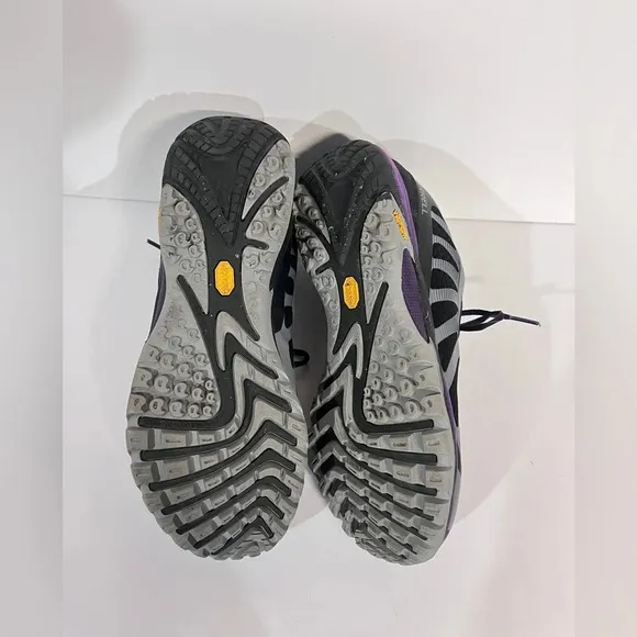 MERRELL Black, purple &amp; gray‎ women’s SIREN EDGE 3 hiking shoes size 11.