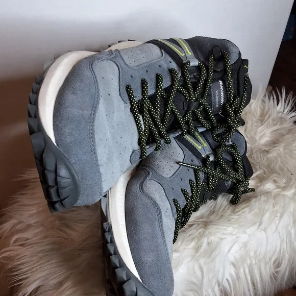 Merrell Men's Gray and Black Widwood Hiking Shoes