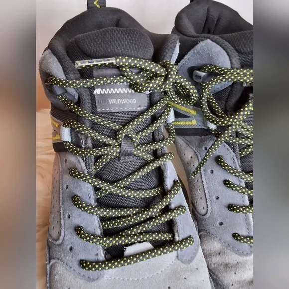Merrell Men's Gray and Black Widwood Hiking Shoes