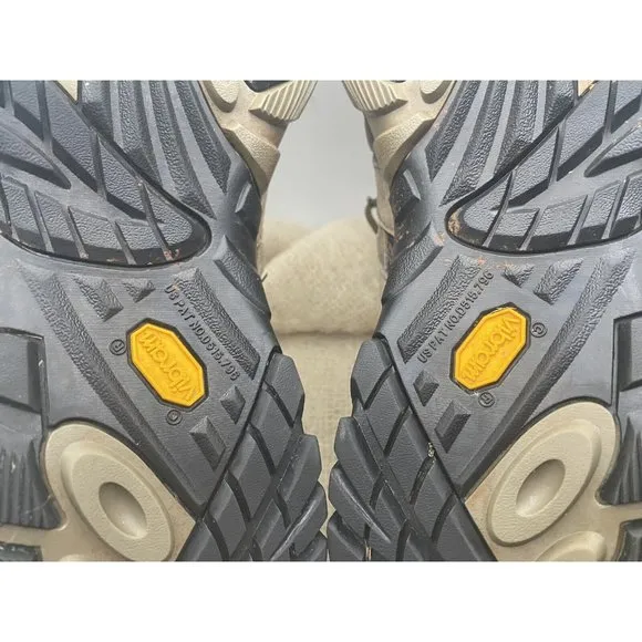 Merrell Mens Moab 2  Hiking Shoes Slightly Used J06011 Size 13