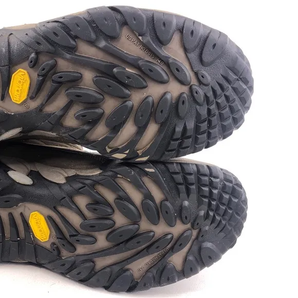 Merrell Refuge Core Mid Waterproof Hiking Shoes 12