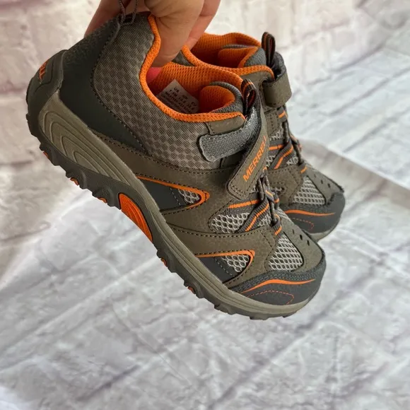 Merrell Trail Chaser Gray and Orange Sneakers with Quick-Lace System