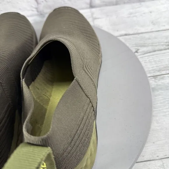 Merrill Range Laceless Ac  Men’s Hiking Shoes MERRELL OLIVE GREEN mens SZ 9.5