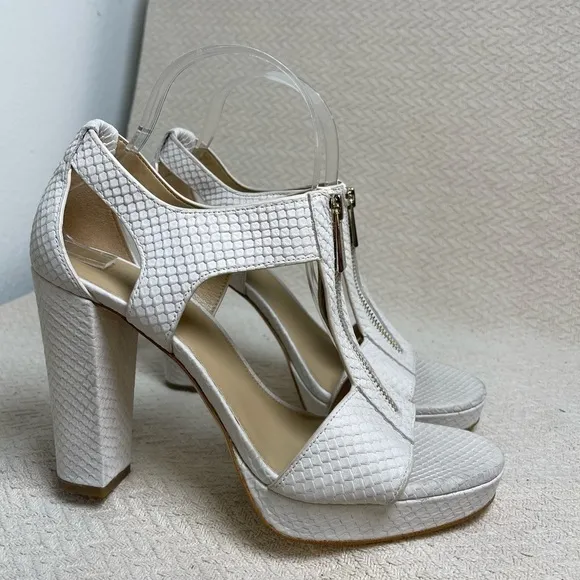 Michael Kors Berkley Embossed Cream Leather Platform Sandals Block Heel Size 9