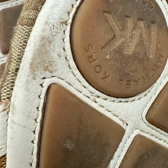 Michael Kors Flat Tan/White/Gold MK Emblem Shoes