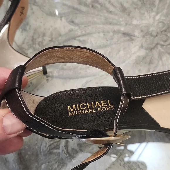 Michael Kors women's t-strap black leather heel sandals like new 9m