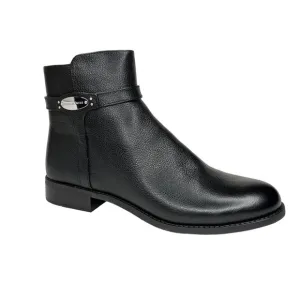 MICHAEL Michael Kors Finley Flat Booties Black Size 9.5M