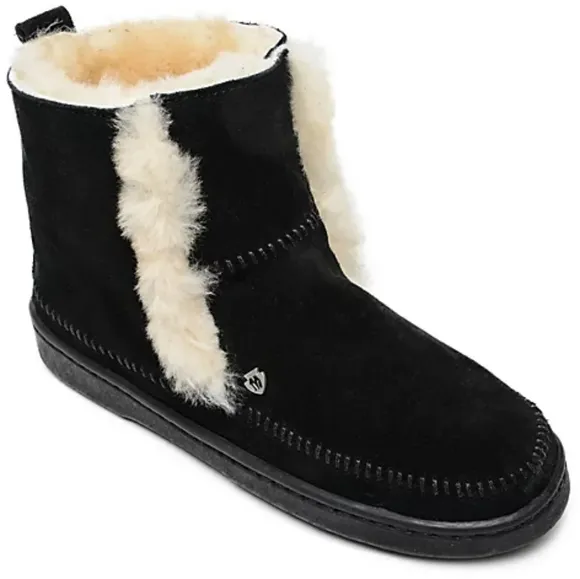 Minnetonka | Jade Ankle Boots
