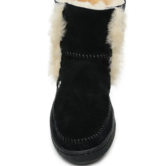 Minnetonka | Jade Ankle Boots